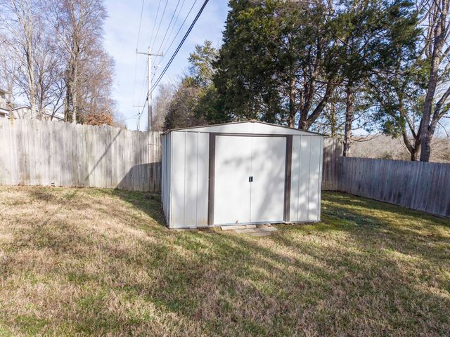 161 Eric Drive, Kirbyville, MO 65679