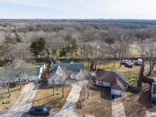 161 Eric Drive, Kirbyville, MO 65679
