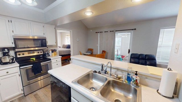 161 Eric Drive, Kirbyville, MO 65679