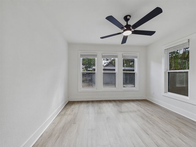 1026 Cedar Hill Avenue, Dallas, TX 75208