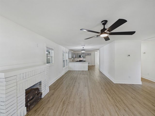 1026 Cedar Hill Avenue, Dallas, TX 75208