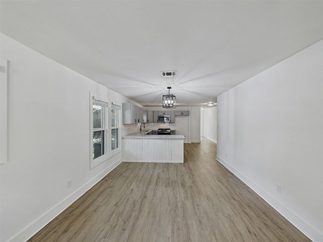 1026 Cedar Hill Avenue, Dallas, TX 75208