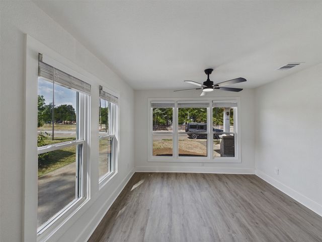 1026 Cedar Hill Avenue, Dallas, TX 75208