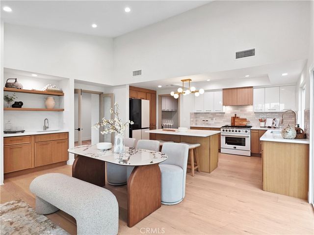 3948 Park Vista Drive, Pasadena, CA 91107