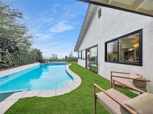 3948 Park Vista Drive, Pasadena, CA 91107