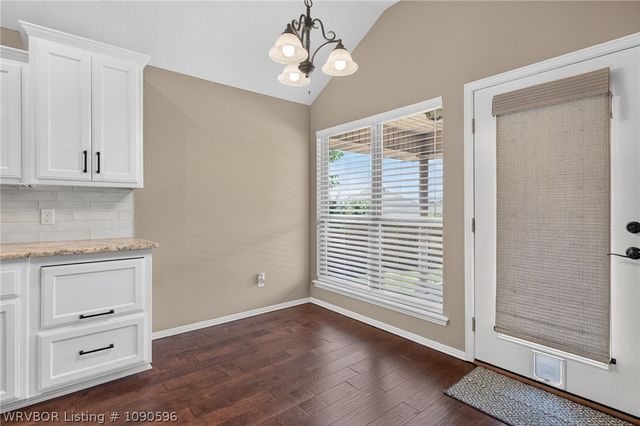 2711 N Hills Boulevard, Van Buren, AR 72956