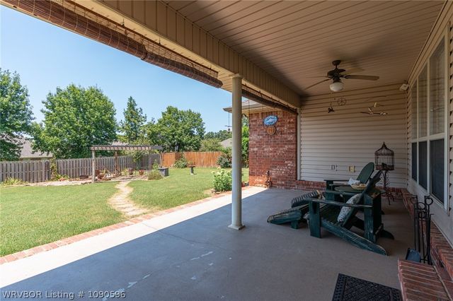 2711 N Hills Boulevard, Van Buren, AR 72956