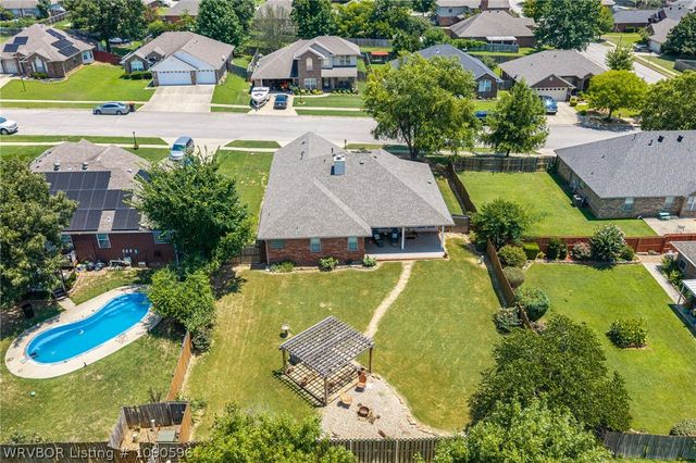 2711 N Hills Boulevard, Van Buren, AR 72956