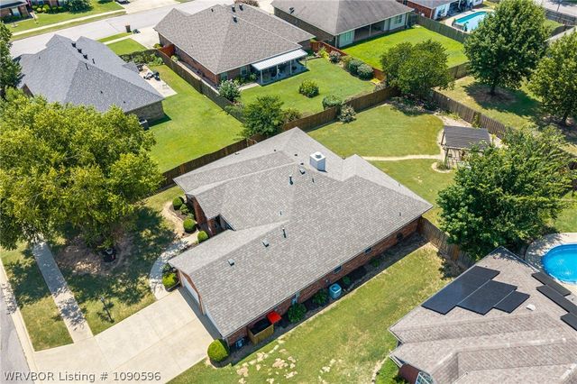 2711 N Hills Boulevard, Van Buren, AR 72956