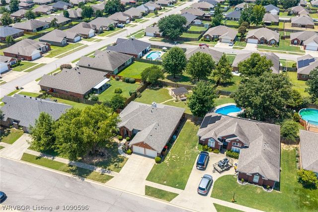 2711 N Hills Boulevard, Van Buren, AR 72956