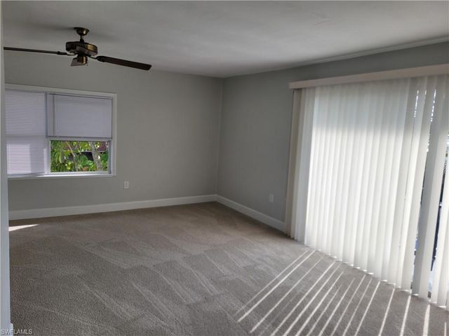 2662 Mangrove ST, Naples, FL 34112