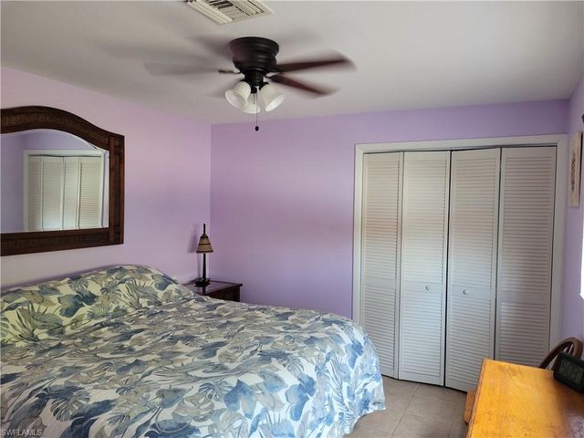 2662 Mangrove ST, Naples, FL 34112