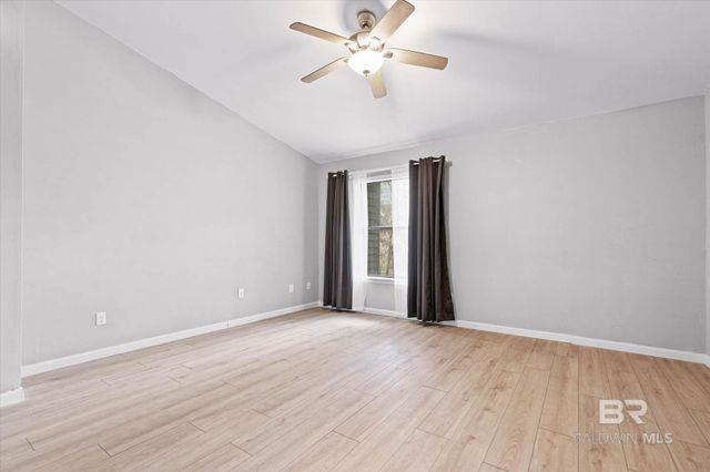 28 Summer Oaks Drive, Daphne, AL 36526