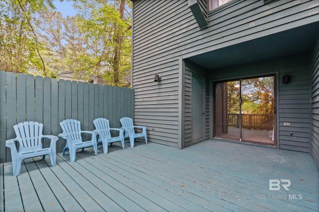 28 Summer Oaks Drive, Daphne, AL 36526