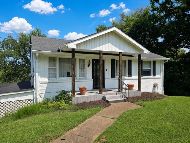 437 Cornish Dr, Nashville, TN 37207