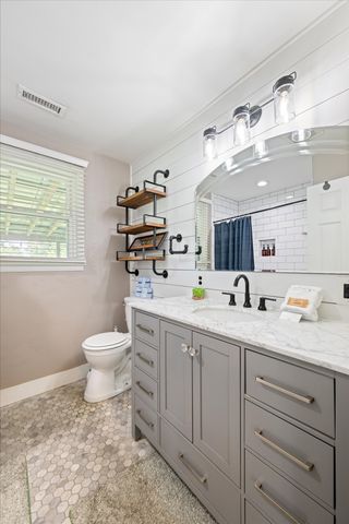 437 Cornish Dr, Nashville, TN 37207