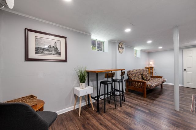 437 Cornish Dr, Nashville, TN 37207