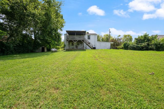 437 Cornish Dr, Nashville, TN 37207
