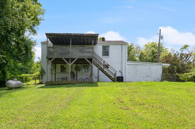 437 Cornish Dr, Nashville, TN 37207