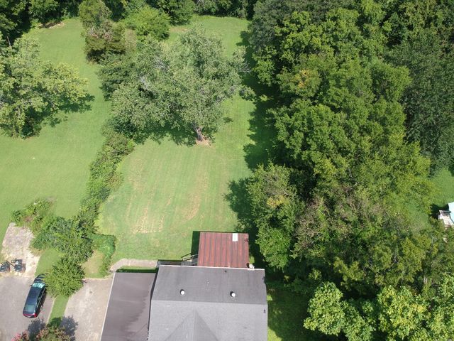 437 Cornish Dr, Nashville, TN 37207