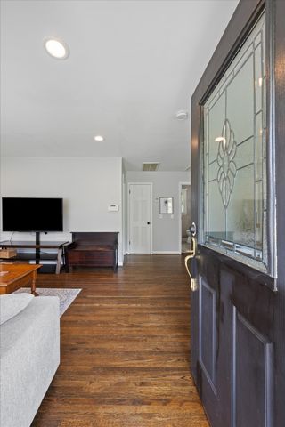 437 Cornish Dr, Nashville, TN 37207