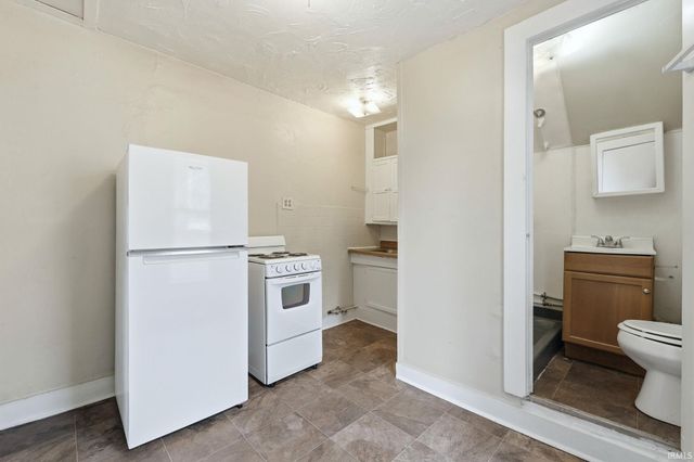 1201 Columbia Avenue, Fort Wayne, IN 46805