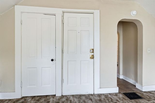 1201 Columbia Avenue, Fort Wayne, IN 46805