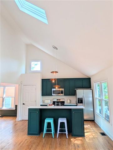 585 Glenwood Place SE, Atlanta, GA 30316