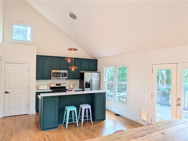 585 Glenwood Place SE, Atlanta, GA 30316