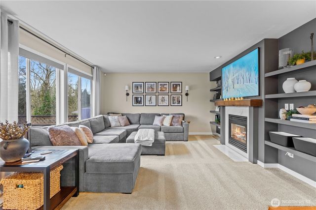 27928 146th Avenue SE, Kent, WA 98042