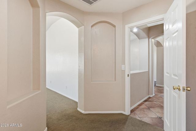 5515 N 83RD Drive, Glendale, AZ 85305