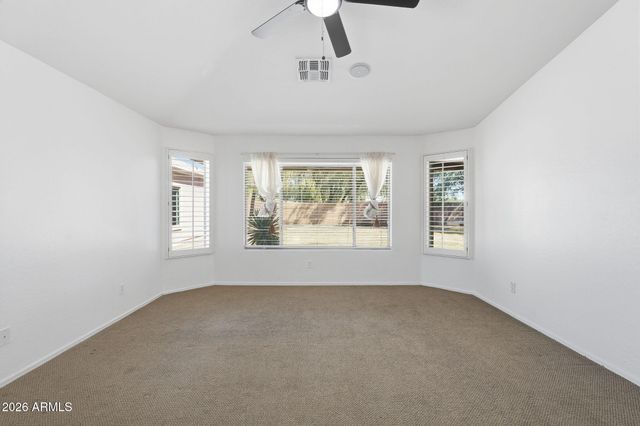 5515 N 83RD Drive, Glendale, AZ 85305