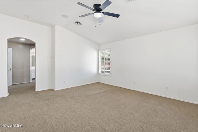 5515 N 83RD Drive, Glendale, AZ 85305