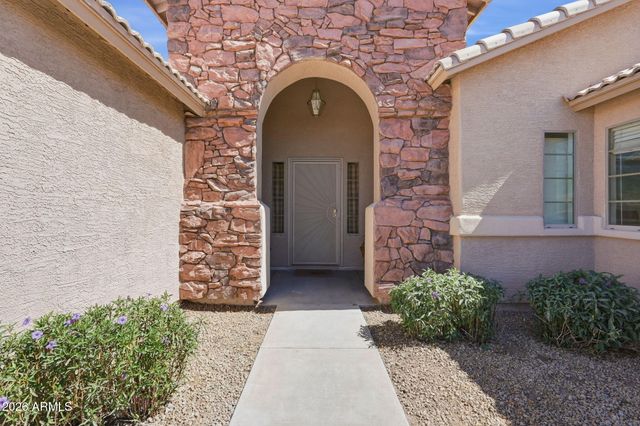 5515 N 83RD Drive, Glendale, AZ 85305
