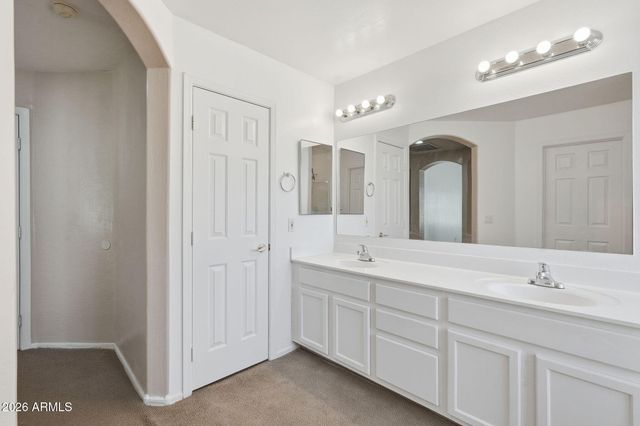 5515 N 83RD Drive, Glendale, AZ 85305