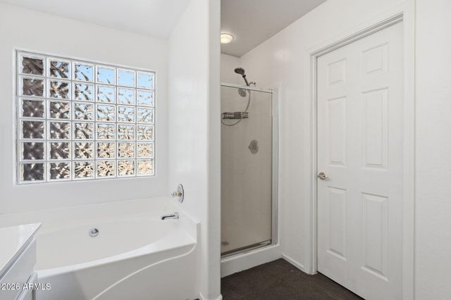 5515 N 83RD Drive, Glendale, AZ 85305