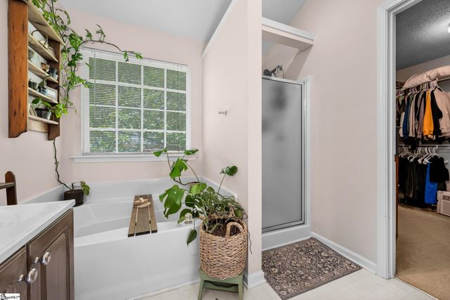 511 Waterstone Way, Simpsonville, SC 29680