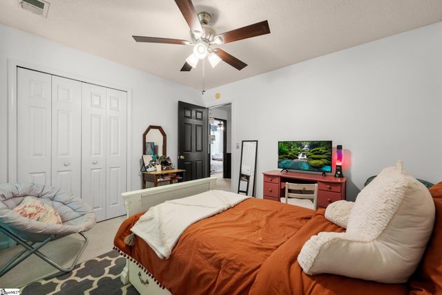 511 Waterstone Way, Simpsonville, SC 29680