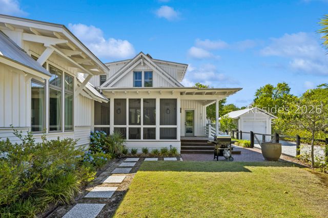 753 Old Moreland Rd, Bluffton, SC 29910