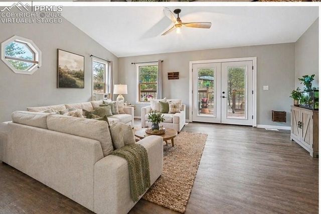 31 Wallace Drive, Florissant, CO 80816