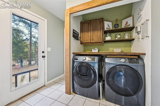 31 Wallace Drive, Florissant, CO 80816