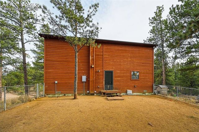 31 Wallace Drive, Florissant, CO 80816