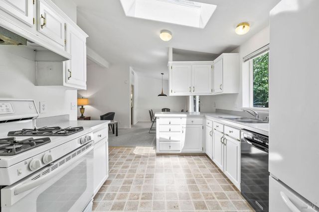 43300 Little River Airport Rd #27, Little River, CA 95456