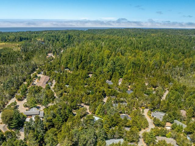 43300 Little River Airport Rd #27, Little River, CA 95456