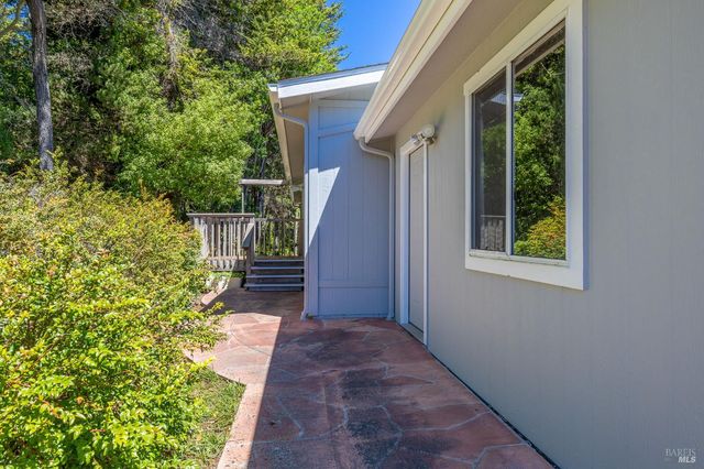 43300 Little River Airport Rd #27, Little River, CA 95456