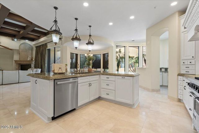 4037 N PINNACLE HILLS Circle, Mesa, AZ 85207