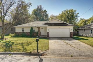 3264 West Riverside Street, Springfield, MO 65807