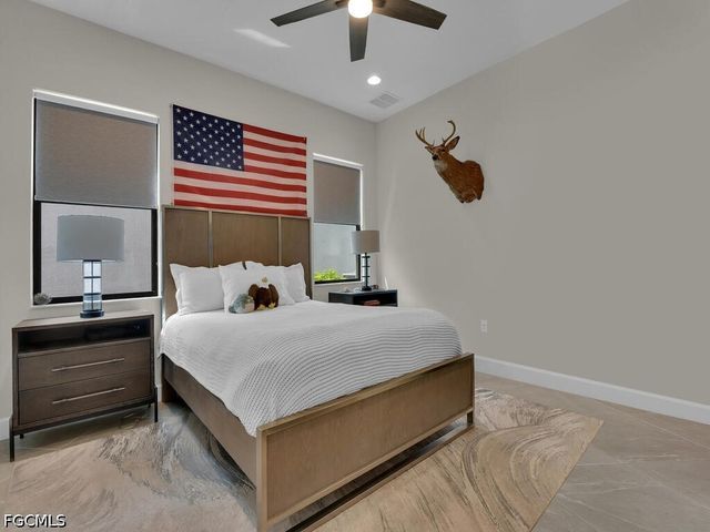 20322 Fair Oak LN, Estero, FL 33928