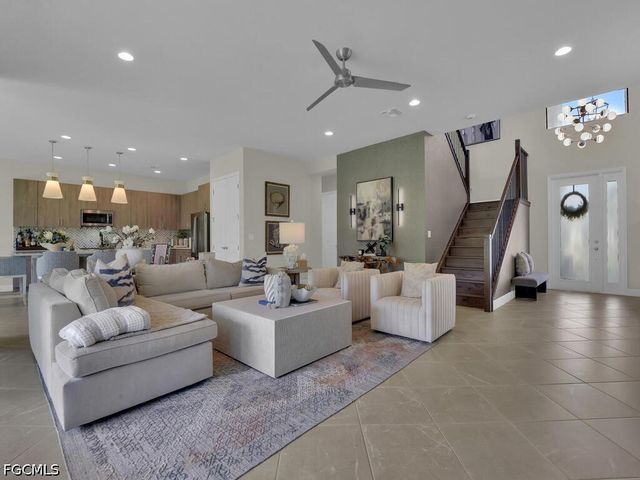 20322 Fair Oak LN, Estero, FL 33928