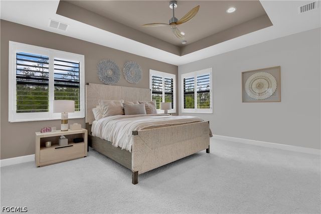 20322 Fair Oak LN, Estero, FL 33928